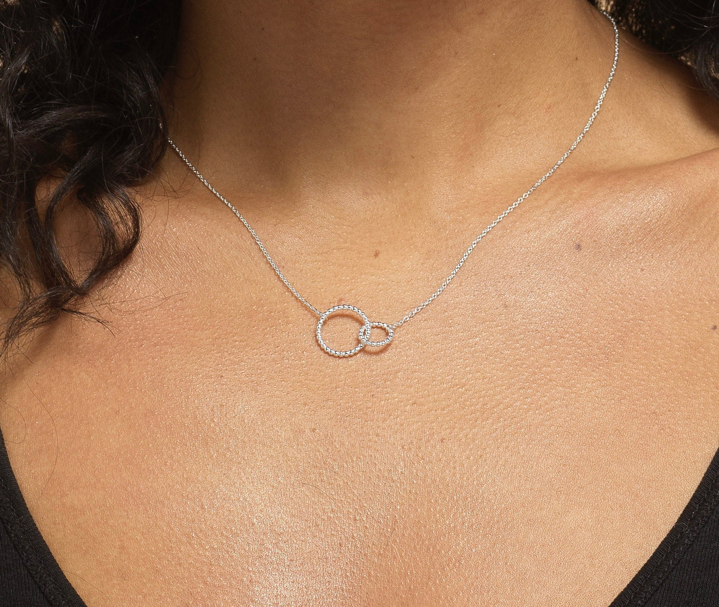 Sterling Silver 30th Birthday Necklace – Classic Interlinked Circles Design for a Milestone Gift